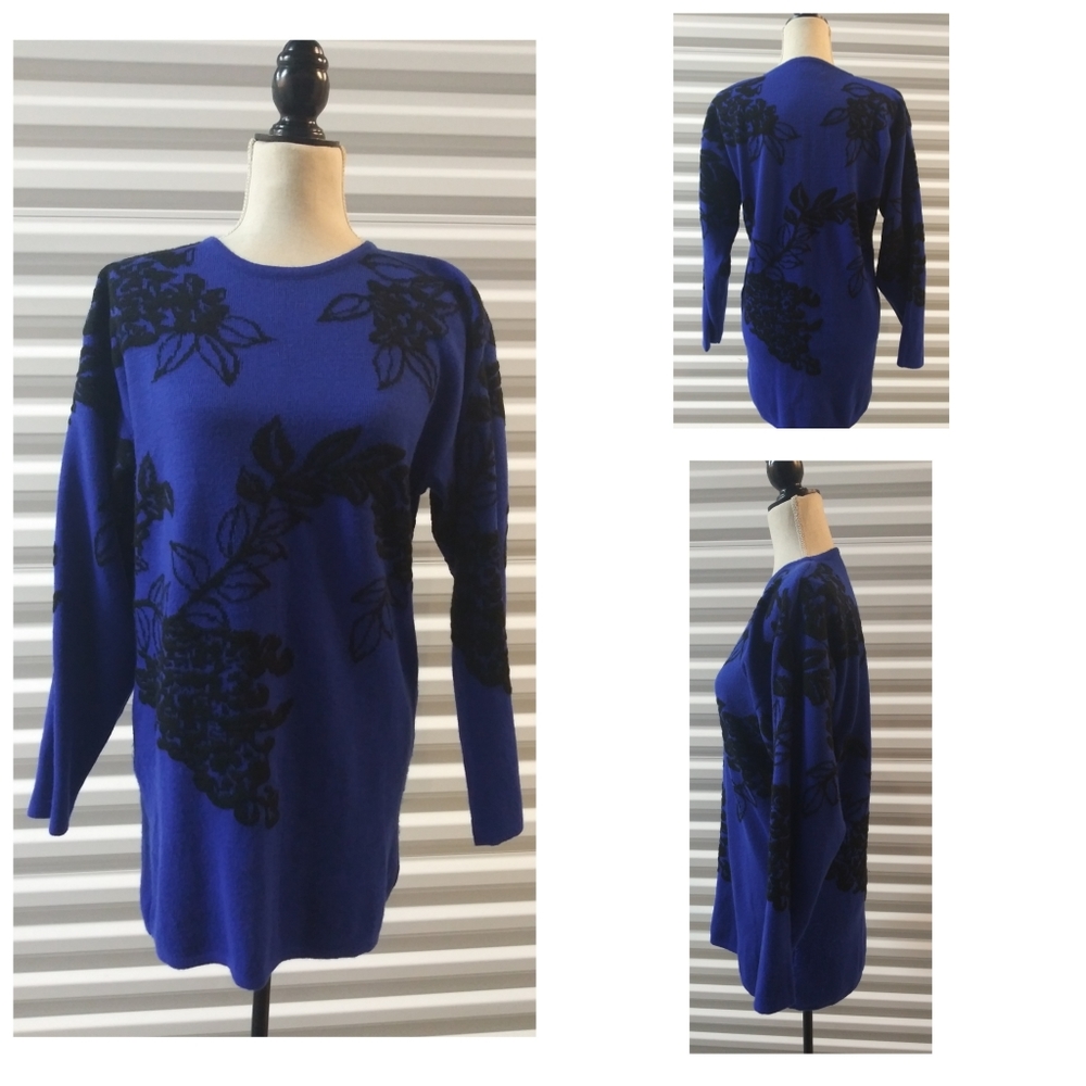 Vintage Nilani Sweater Medium Blue Taiwan 🇹🇼